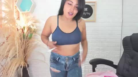 Snapshot of ahisha09 chatting on February 2025 02:37:01 PM Ahisha online show from February 2025 02:37:01 PM