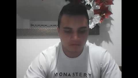 Snapshot of ahntony__69 chatting on December 2024 02:12:01 AM ahntony 69 online show from December 2024 02:12:01 AM