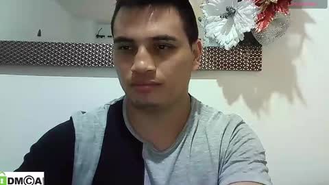 Snapshot of ahntony__69 chatting on December 2024 10:25:01 PM ahntony 69 online show from December 2024 10:25:01 PM