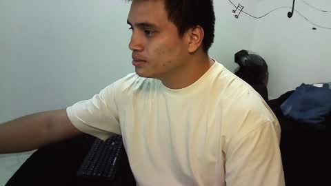 Snapshot of ahntony__69 chatting on March 2025 10:42:01 PM ahntony 69 online show from March 2025 10:42:01 PM