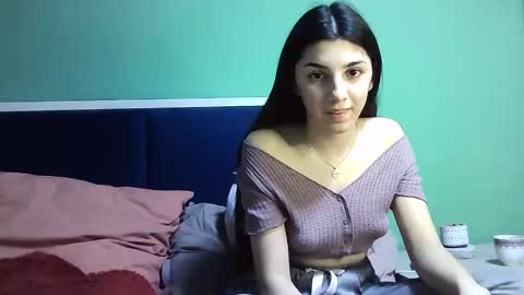 Snapshot of ahotkitty18 chatting on January 2025 04:56:02 PM Selena online show from January 2025 04:56:02 PM