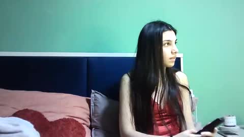 Snapshot of ahotkitty18 chatting on January 2025 03:44:01 PM Selena online show from January 2025 03:44:01 PM