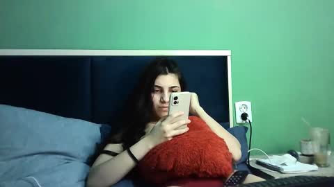 Snapshot of ahotkitty18 chatting on January 2025 06:49:01 PM Selena online show from January 2025 06:49:01 PM