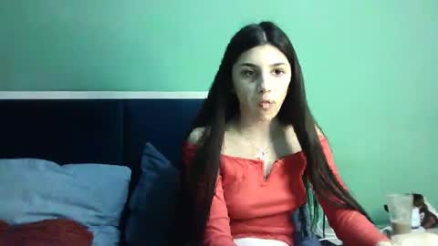 Snapshot of ahotkitty18 chatting on January 2025 03:57:01 PM Selena online show from January 2025 03:57:01 PM