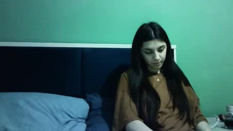 Snapshot of ahotkitty18 chatting on January 2025 02:42:02 PM Selena online show from January 2025 02:42:02 PM