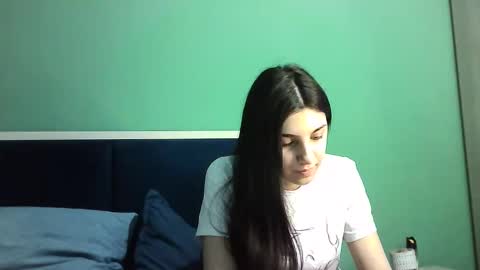 Snapshot of ahotkitty18 chatting on January 2025 04:50:02 PM Selena online show from January 2025 04:50:02 PM