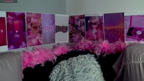 Snapshot of ahriangel chatting on December 2024 03:04:02 PM AhriAngel OF ahriangel online show from December 2024 03:04:02 PM