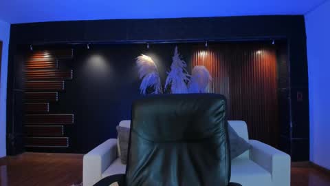 aidajoness online show from September 2025 12:31:02 PM