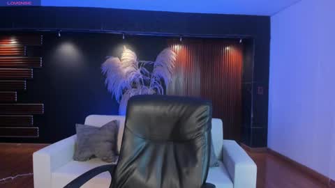 aidajoness online show from October 2025 11:17:01 AM