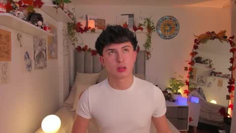 Snapshot of aidan_hale chatting on October 2025 02:48:02 AM A H online show from October 2025 02:48:02 AM