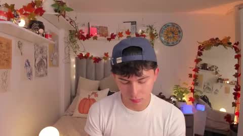 Snapshot of aidan_hale chatting on October 2025 01:41:02 AM A H online show from October 2025 01:41:02 AM