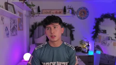 Snapshot of aidan_hale chatting on November 2025 12:02:01 AM A H online show from November 2025 12:02:01 AM