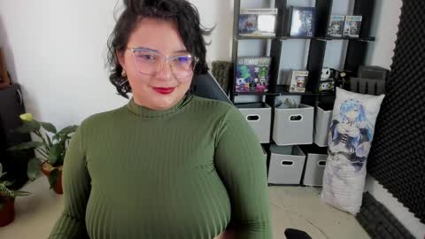 Catalina online show from December 2024 03:28:02 PM