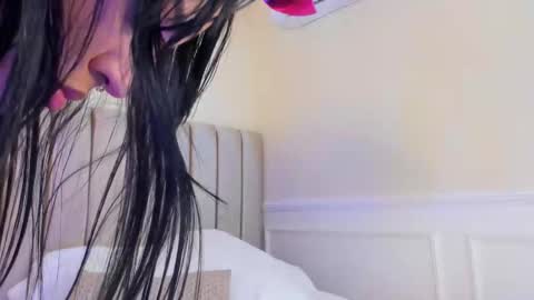 aikopum online show from October 2025 02:02:01 PM