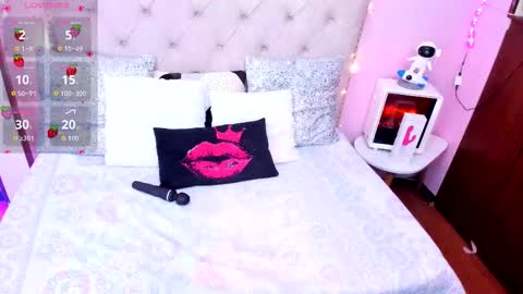 Aileen  online show from October 2025 04:27:01 AM