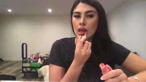 Aileen online show from October 2025 04:19:02 AM