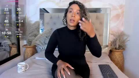 Ainaah  online show from November 2025 12:04:01 PM