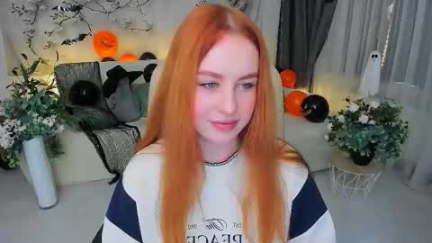 Louise online show from November 2025 05:20:02 AM