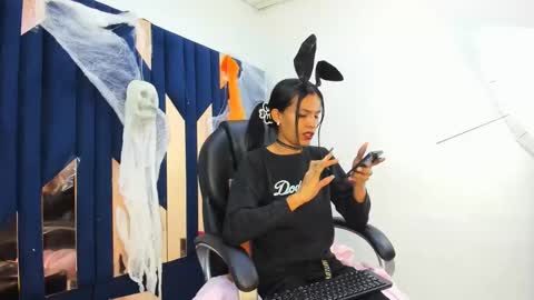 Snapshot of aisha_hotts777 chatting on November 2025 11:07:02 PM Aisha online show from November 2025 11:07:02 PM