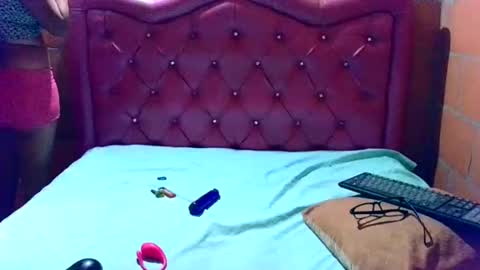 aisha koswell3 online show from October 2025 07:05:02 AM