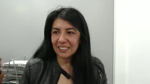 Katie   online show from March 2025 05:24:02 PM