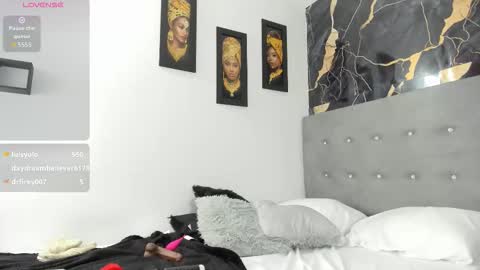 Snapshot of aisha_saleh chatting on October 2025 09:32:01 AM Aisha online show from October 2025 09:32:01 AM