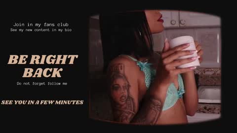 Snapshot of aishakassandra chatting on February 2025 06:01:01 PM KASSANDRA online show from February 2025 06:01:01 PM