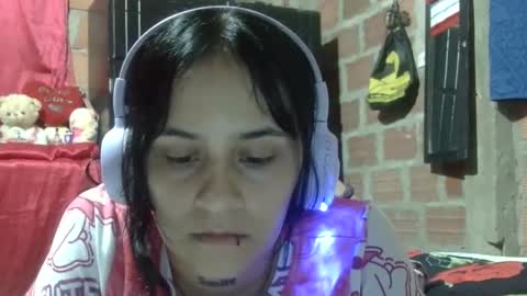 Snapshot of aitana23_ chatting on October 2025 12:39:02 AM aiti online show from October 2025 12:39:02 AM