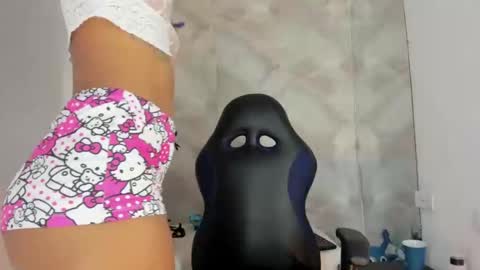 Snapshot of aitanacortes chatting on October 2025 02:27:01 PM aitana online show from October 2025 02:27:01 PM