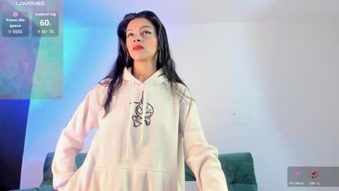 Snapshot of aitanna_garciia chatting on November 2025 12:00:02 PM Aitana Garcia online show from November 2025 12:00:02 PM