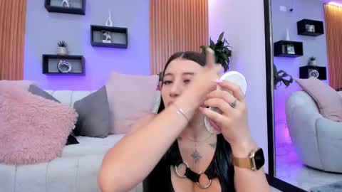 Snapshot of aixa_charless chatting on October 2025 12:02:02 PM Aixa online show from October 2025 12:02:02 PM