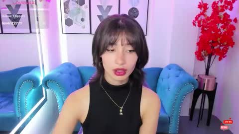 Snapshot of akaza_hakuji_ chatting on September 2025 12:32:01 PM Azaka online show from September 2025 12:32:01 PM