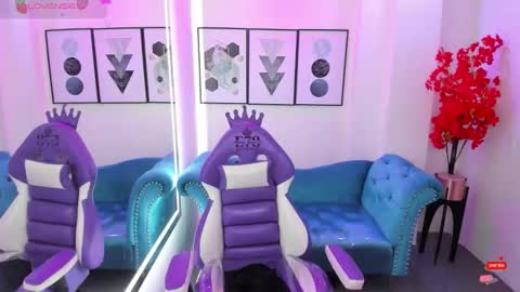 Snapshot of akaza_hakuji_ chatting on September 2025 12:21:01 PM Azaka online show from September 2025 12:21:01 PM