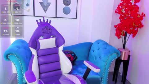 Snapshot of akaza_hakuji_ chatting on October 2025 12:27:01 PM Azaka online show from October 2025 12:27:01 PM