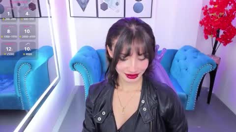 Snapshot of akaza_hakuji_ chatting on November 2025 12:37:02 PM Azaka online show from November 2025 12:37:02 PM