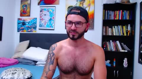 akiles online show from December 2024 10:02:02 PM