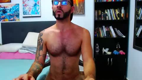 akiles online show from January 2025 12:31:01 AM