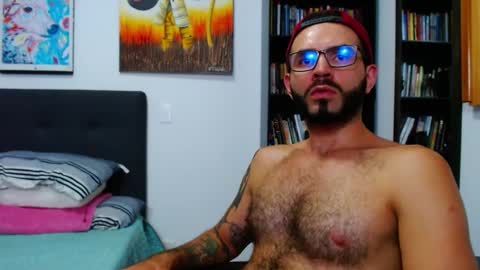 akiles online show from January 2025 01:37:02 AM