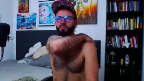 akiles online show from October 2025 11:17:02 PM