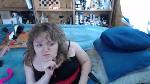 Natalie online show from October 2025 10:12:02 AM