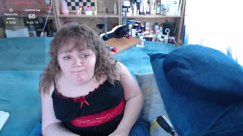 Natalie online show from October 2025 09:20:01 AM