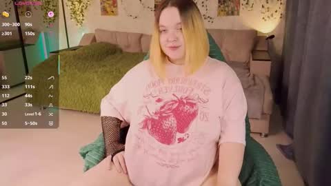 Snapshot of akinohana chatting on October 2025 01:44:02 PM Aki online show from October 2025 01:44:02 PM