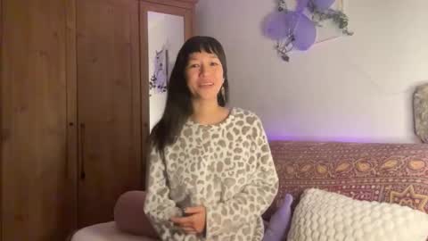 Akira Skye online show from November 2025 06:46:01 AM