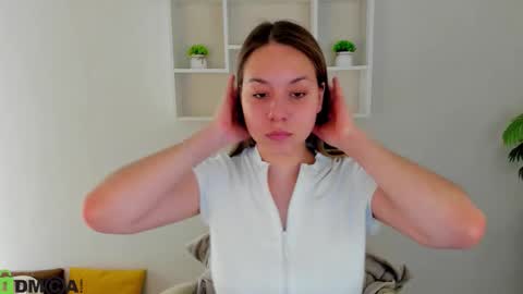 Snapshot of al1ice_moures chatting on October 2025 09:31:01 AM Al1ice online show from October 2025 09:31:01 AM