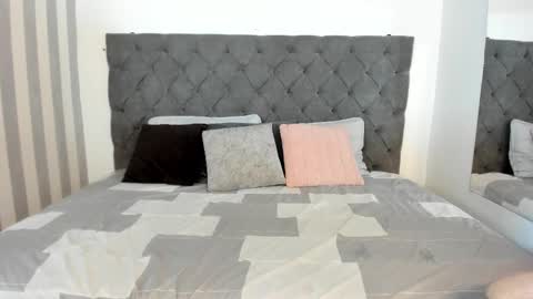 alahia_am online show from March 2025 11:18:02 AM