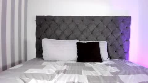 alahia_am online show from March 2025 03:29:02 PM
