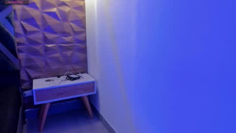 Snapshot of alahia_dangelo_ chatting on October 2025 11:10:01 AM ALAHIA online show from October 2025 11:10:01 AM