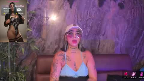 Snapshot of alahia_dangelo_ chatting on October 2025 06:29:02 PM ALAHIA online show from October 2025 06:29:02 PM