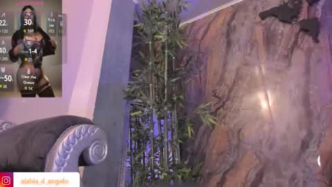 Snapshot of alahia_dangelo_ chatting on November 2025 05:22:01 PM ALAHIA online show from November 2025 05:22:01 PM