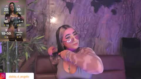 Snapshot of alahia_dangelo_ chatting on November 2025 05:34:01 PM ALAHIA online show from November 2025 05:34:01 PM